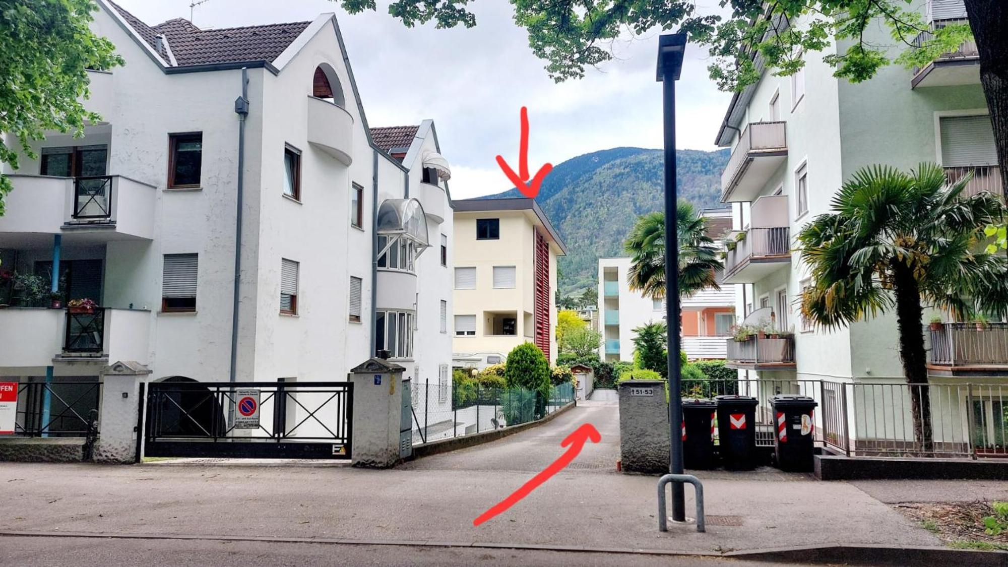 Rocco'S Apartment - In Centro A メラーノ エクステリア 写真